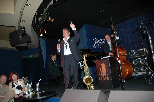 min 2005 04 06 ray 242